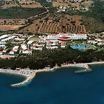 Hotel Sunrise Village