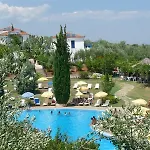 Hotel Sunrise Village
