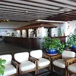 Hotel Sunrise Village