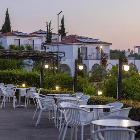日出村海滩酒店 4* Kalamaki (Messinia)