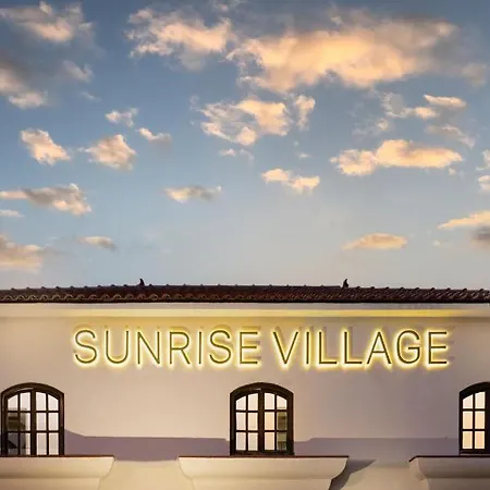 호텔 Sunrise Village