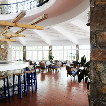 Hotel Sunrise Village 4*