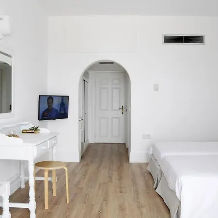 Sunrise Village Hotell Kalamaki (Messinia)