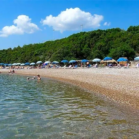 日出村海滩酒店