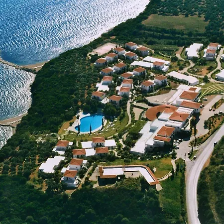 Hotel Sunrise Village 4*