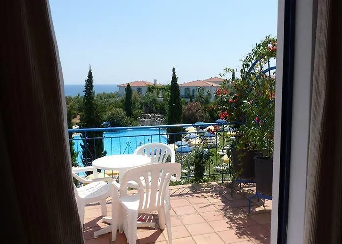 Hotel Sunrise Village Kalamaki (Messinia)