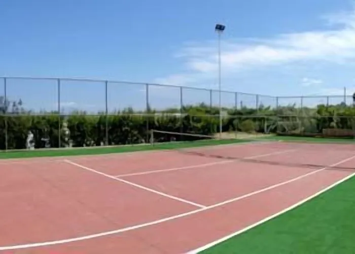 Sunrise Village ホテル