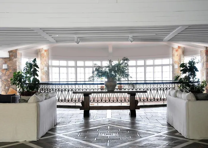 Hotel Sunrise Village