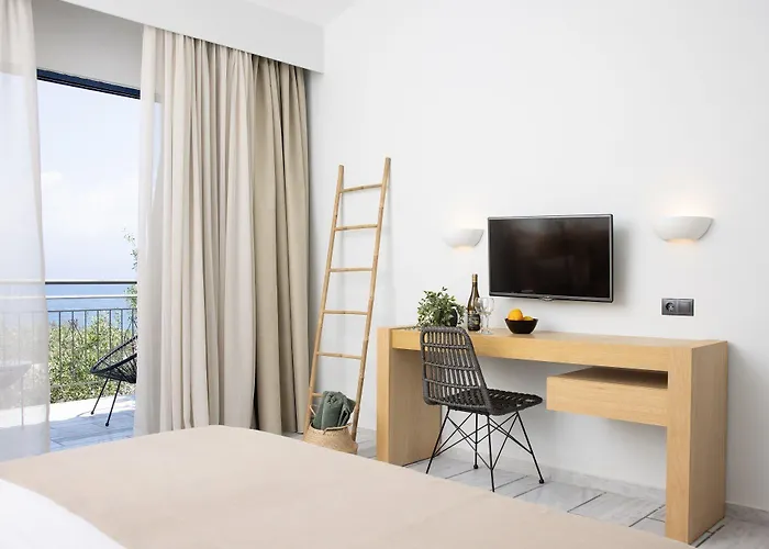 Hotel Sunrise Village 4*