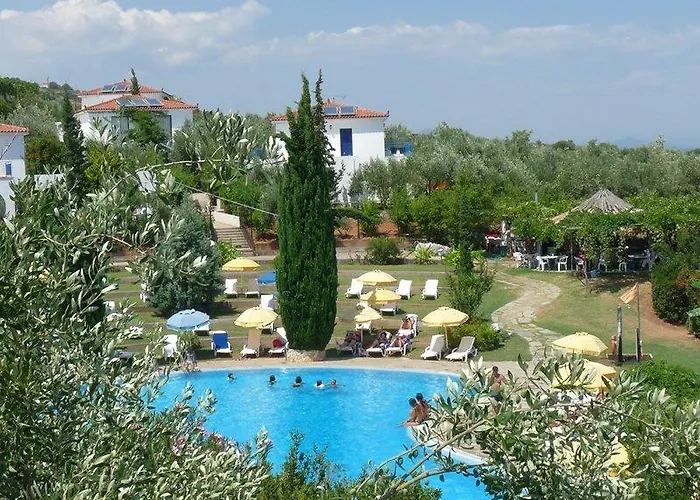 Hotel Sunrise Village